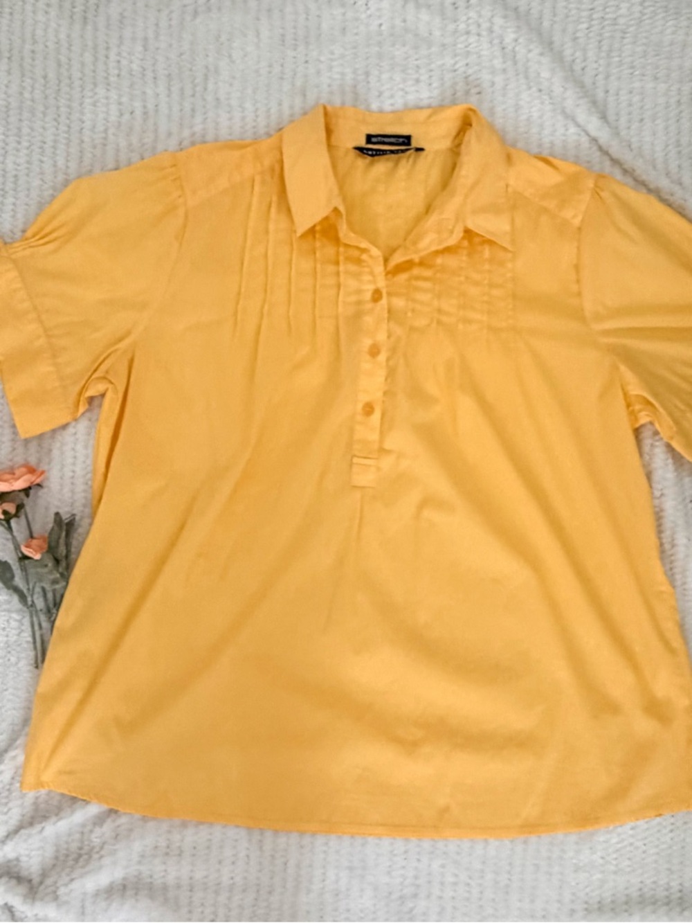 Antilia Femme Yellow Pleated Short Sleeve Blouse Size L Stretchy Material - Picture 6 of 10